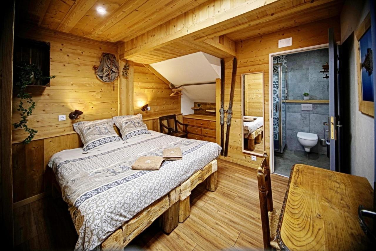 Chalet Hotel La Tuviere Bike Inn Saint-Jean-de-Maurienne Exterior foto